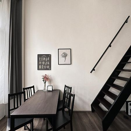 Contemporary Jindrisska Apartment Прага Экстерьер фото