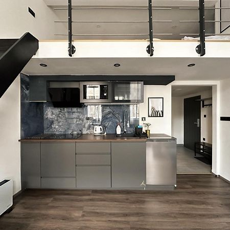 Contemporary Jindrisska Apartment Прага Экстерьер фото