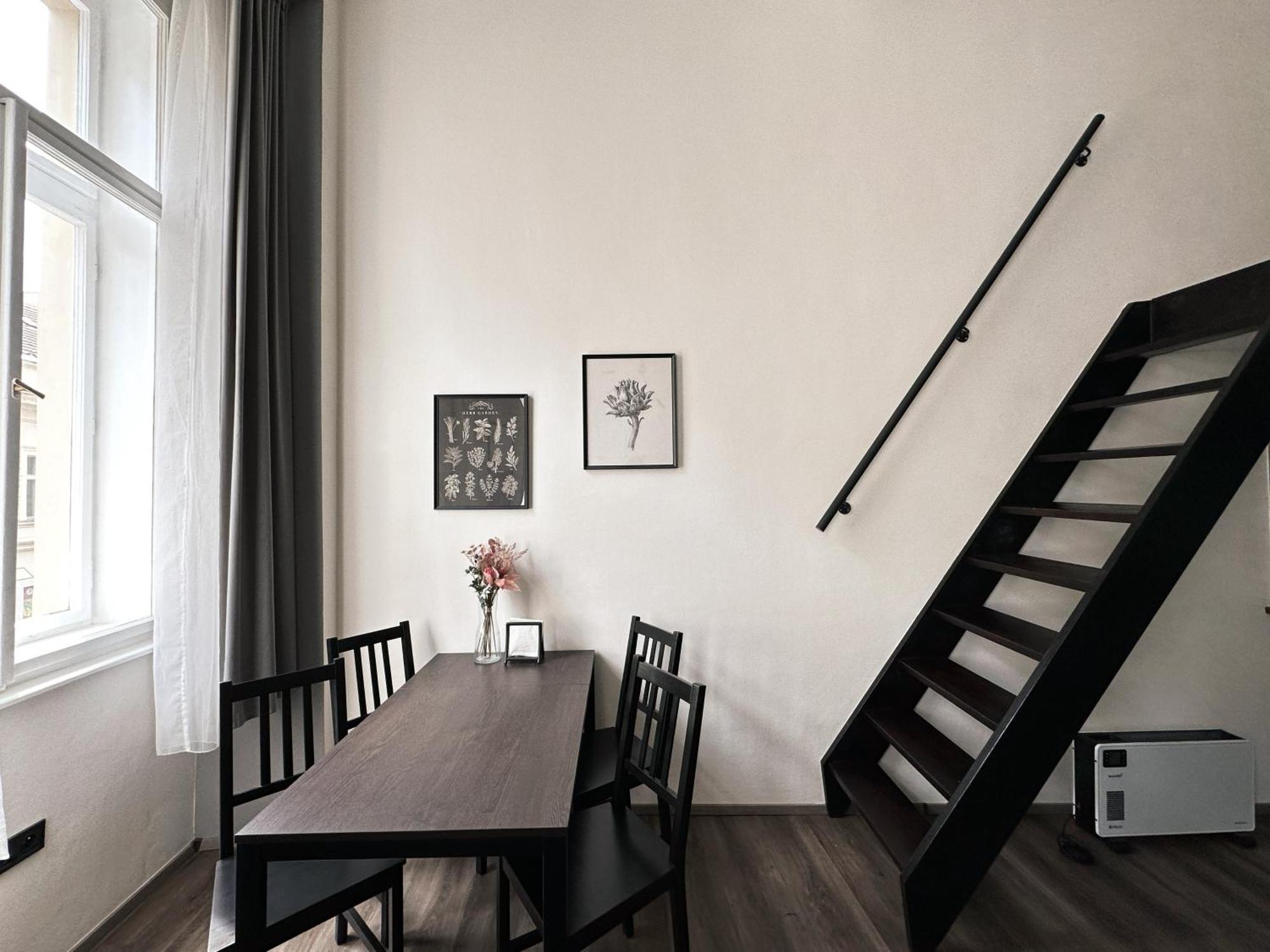Contemporary Jindrisska Apartment Прага Экстерьер фото