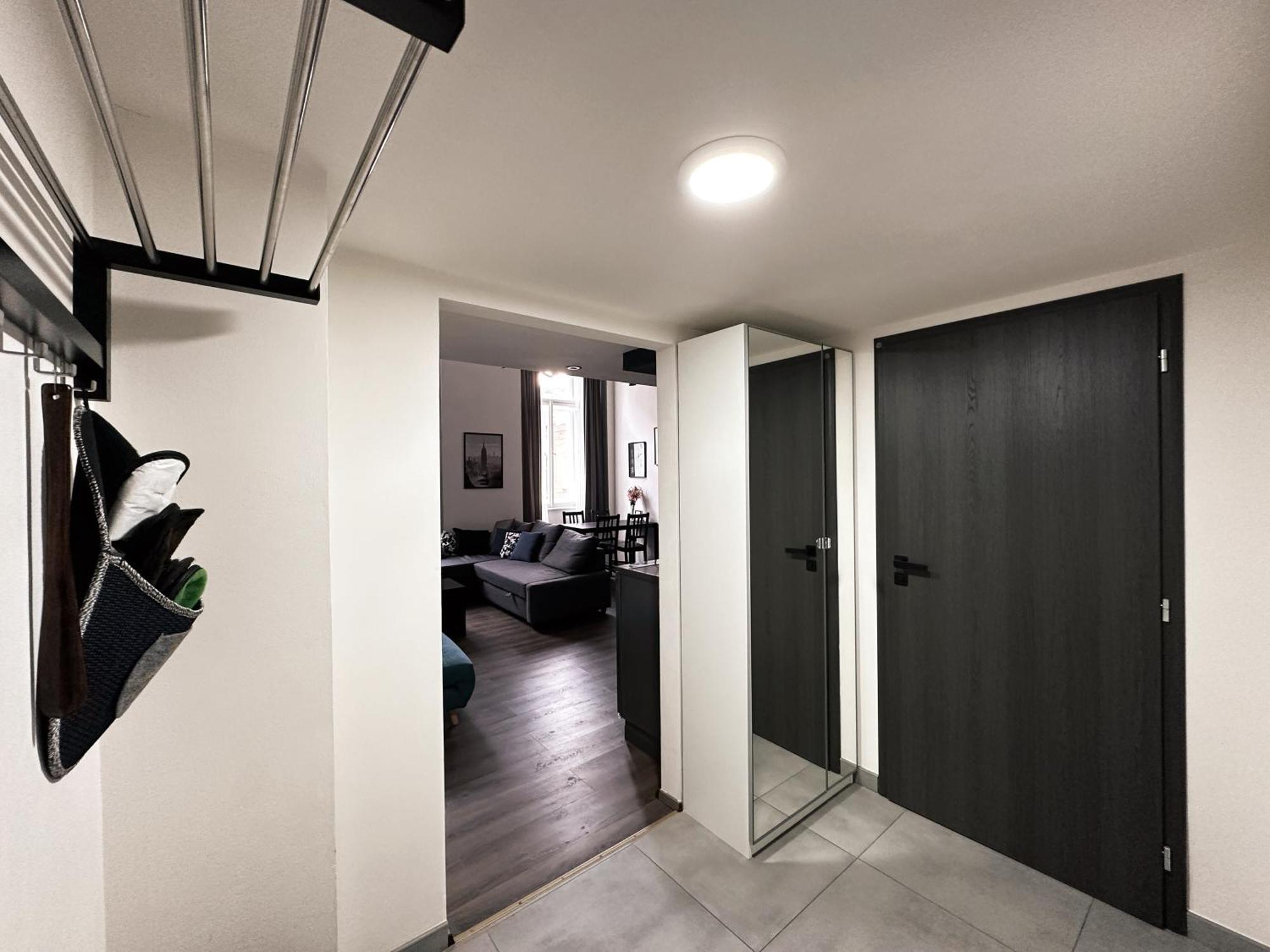 Contemporary Jindrisska Apartment Прага Экстерьер фото