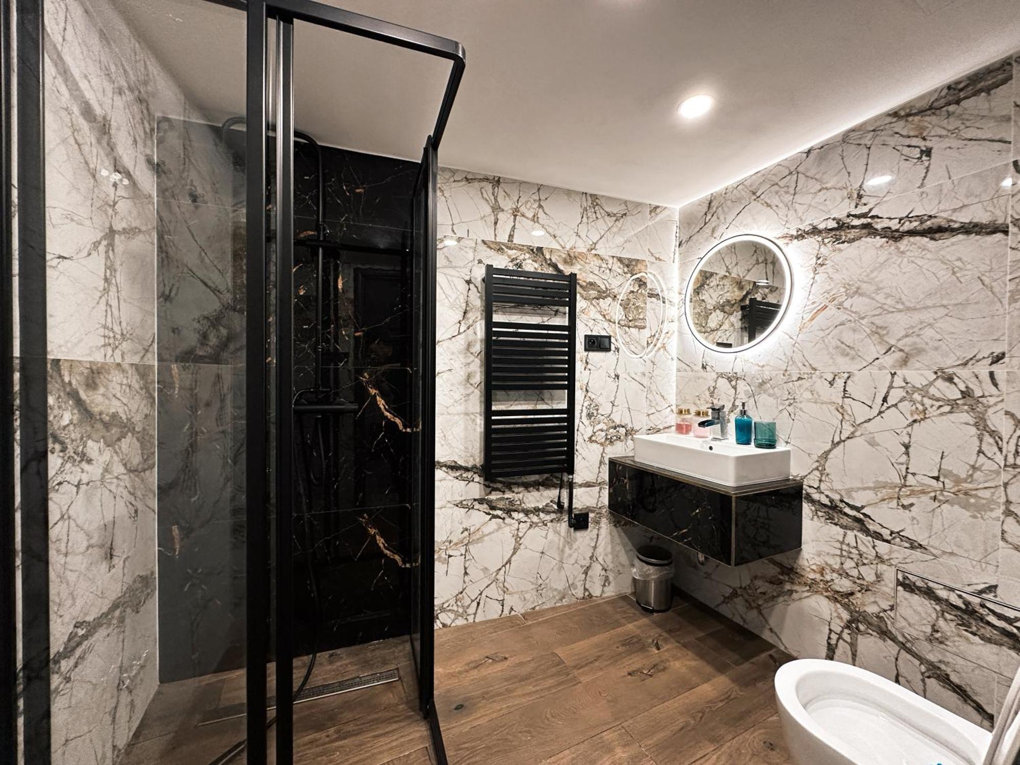 Contemporary Jindrisska Apartment Прага Экстерьер фото